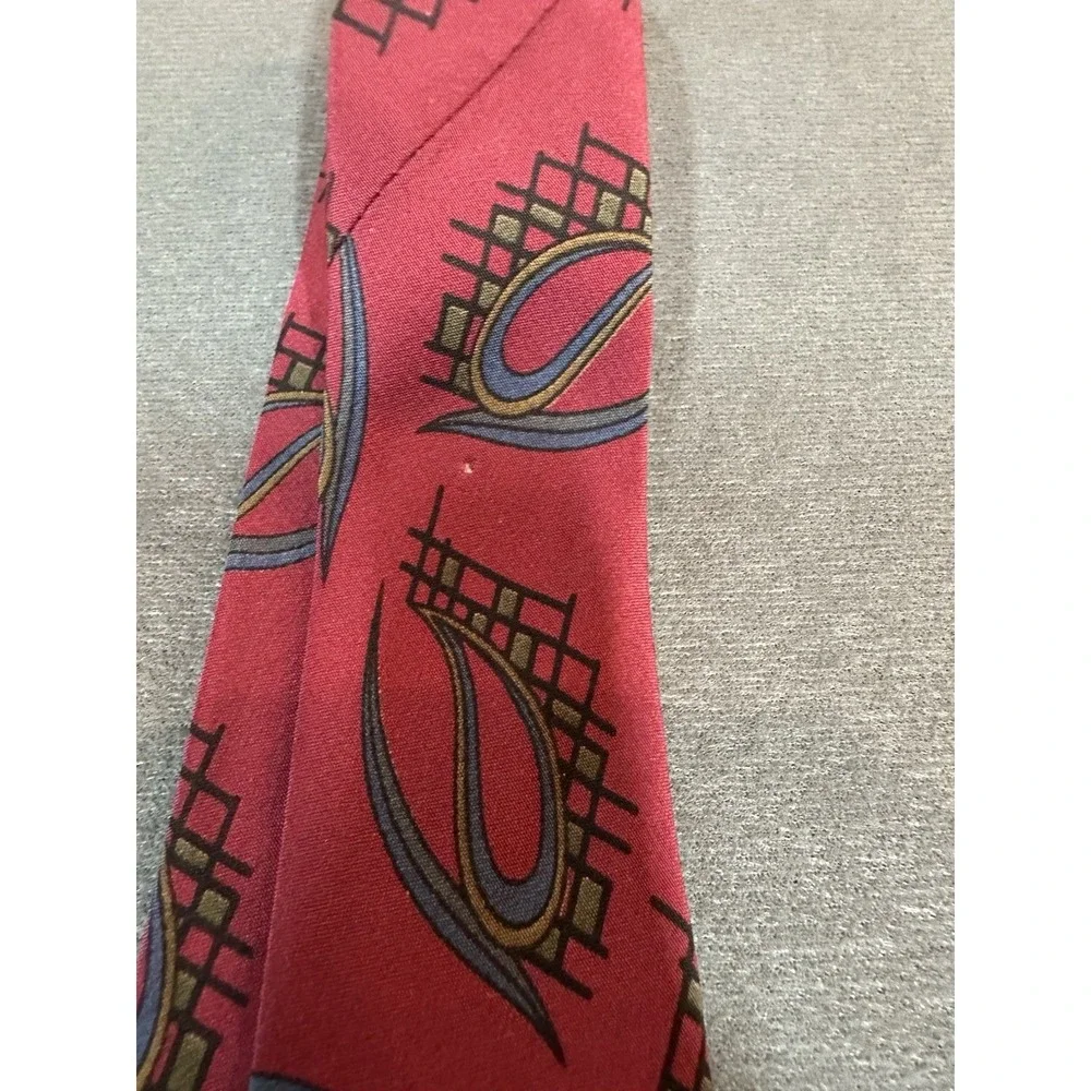Vintage Chaps Ralph Lauren Tie 100% Silk Made in USA Geometric Necktie 56